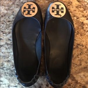 Tory Burch Ballet Flats in Black